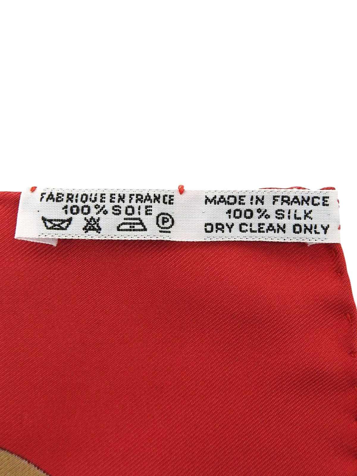 Carré 90 Comos Pattern Scarf in Red/Gold