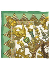 カレ90 Lor Des Chefsパターンスカーフ グリーン/マルチ