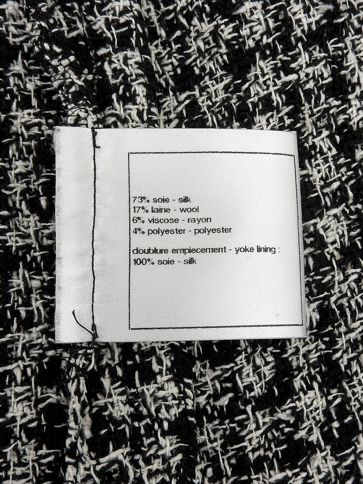 2009年製　CCマークボタンフリルジャケット　ホワイト/ブラック