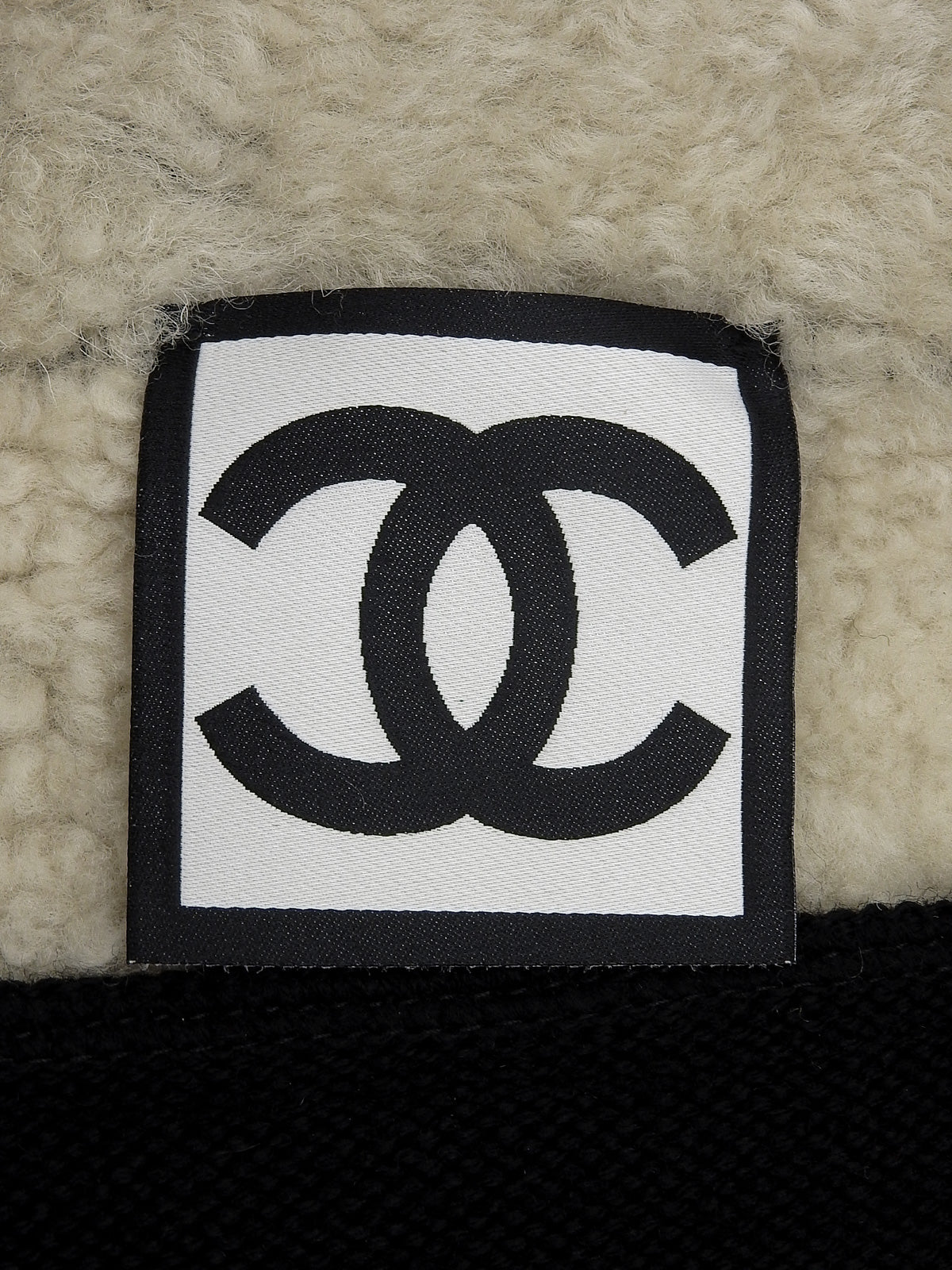 2008 Sports Line Mouton Knit CC Mark Vest Black