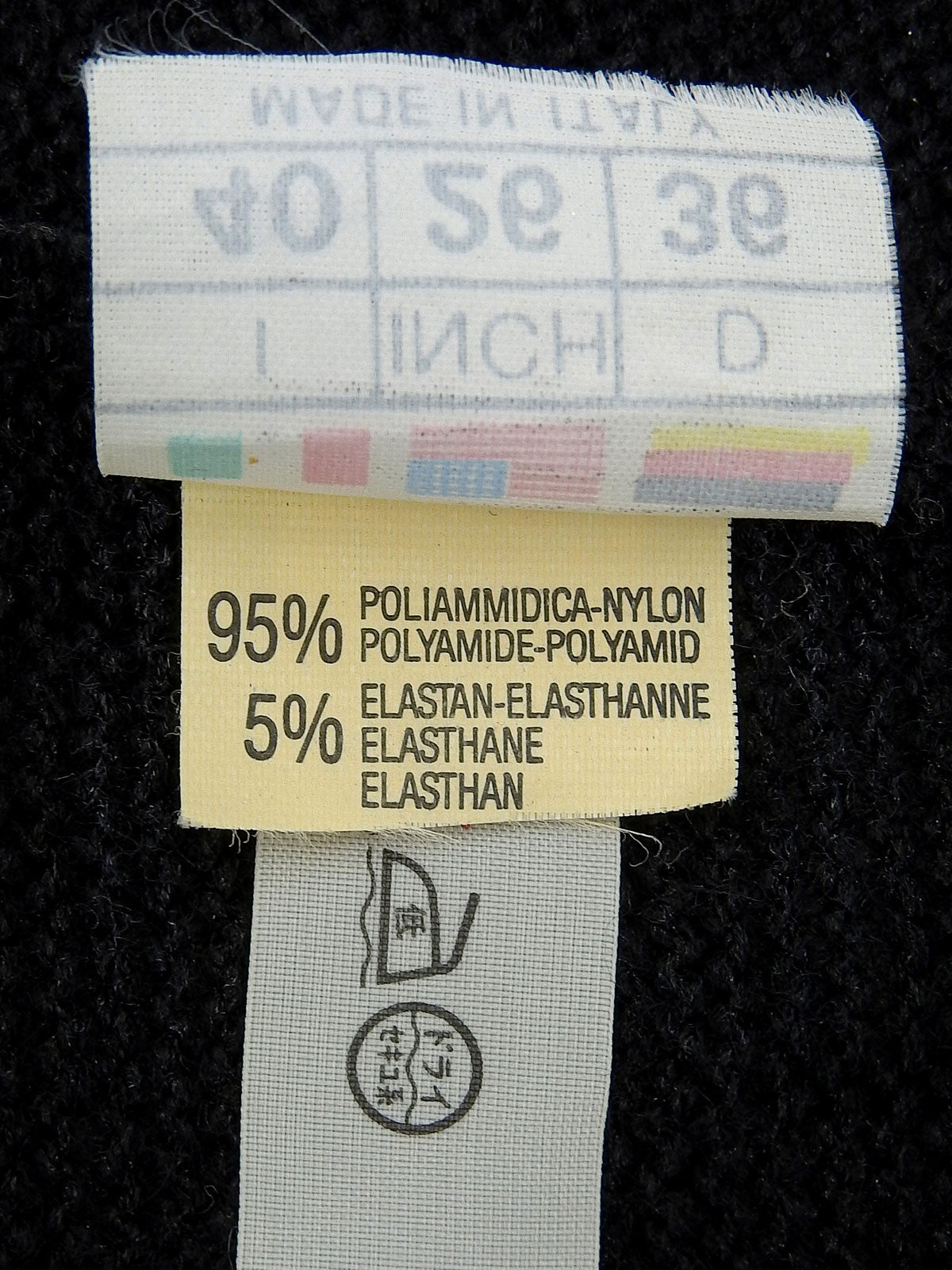 FFズッカパターンロゴジップアップノースリーブワンピース ブラック