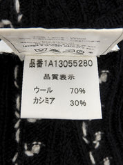 Dot Pattern Sleeveless Knit Top in Black/White