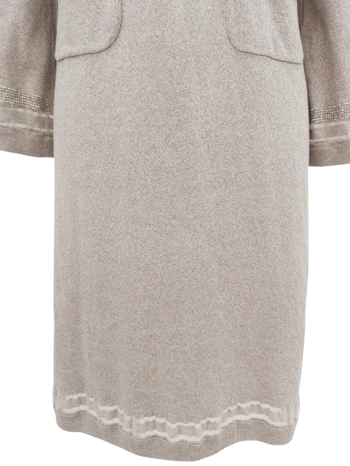 ラインストーントリムデザインCCマークボタンワンピース グレージュ