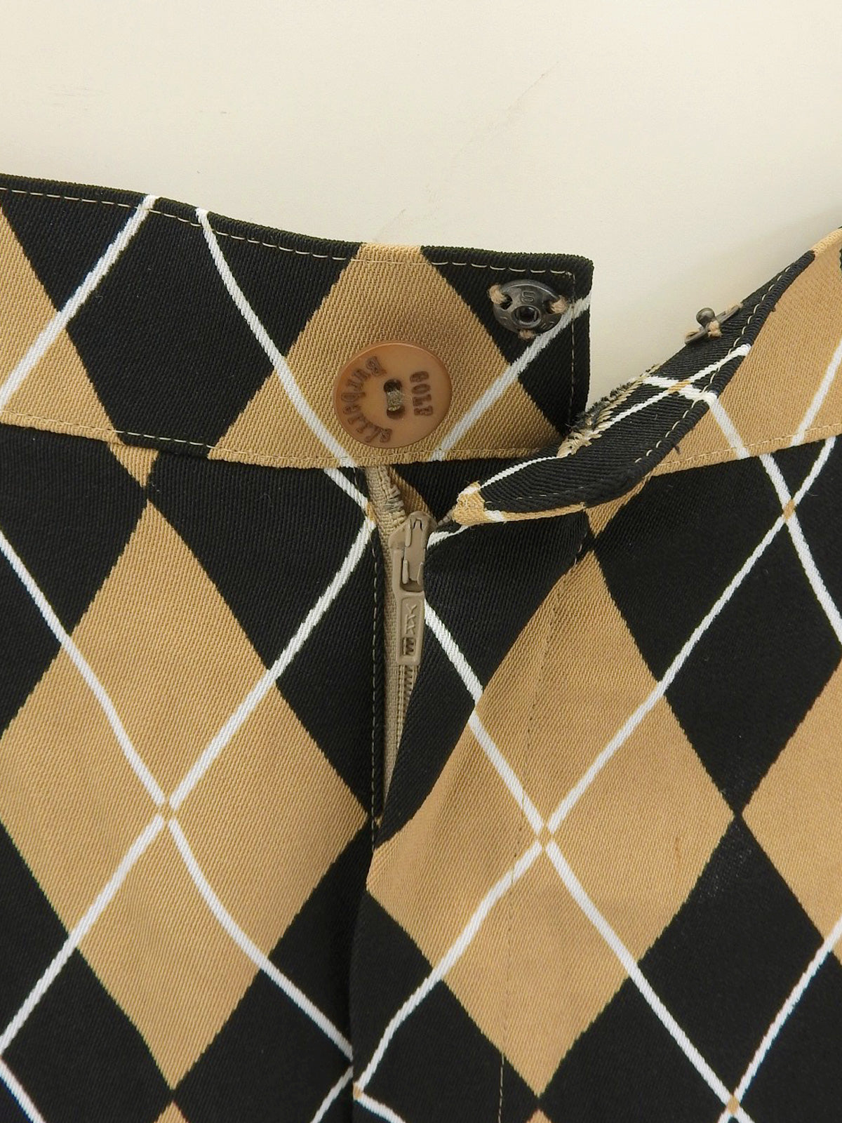 Logo Button Check Pattern Shorts Beige/Black