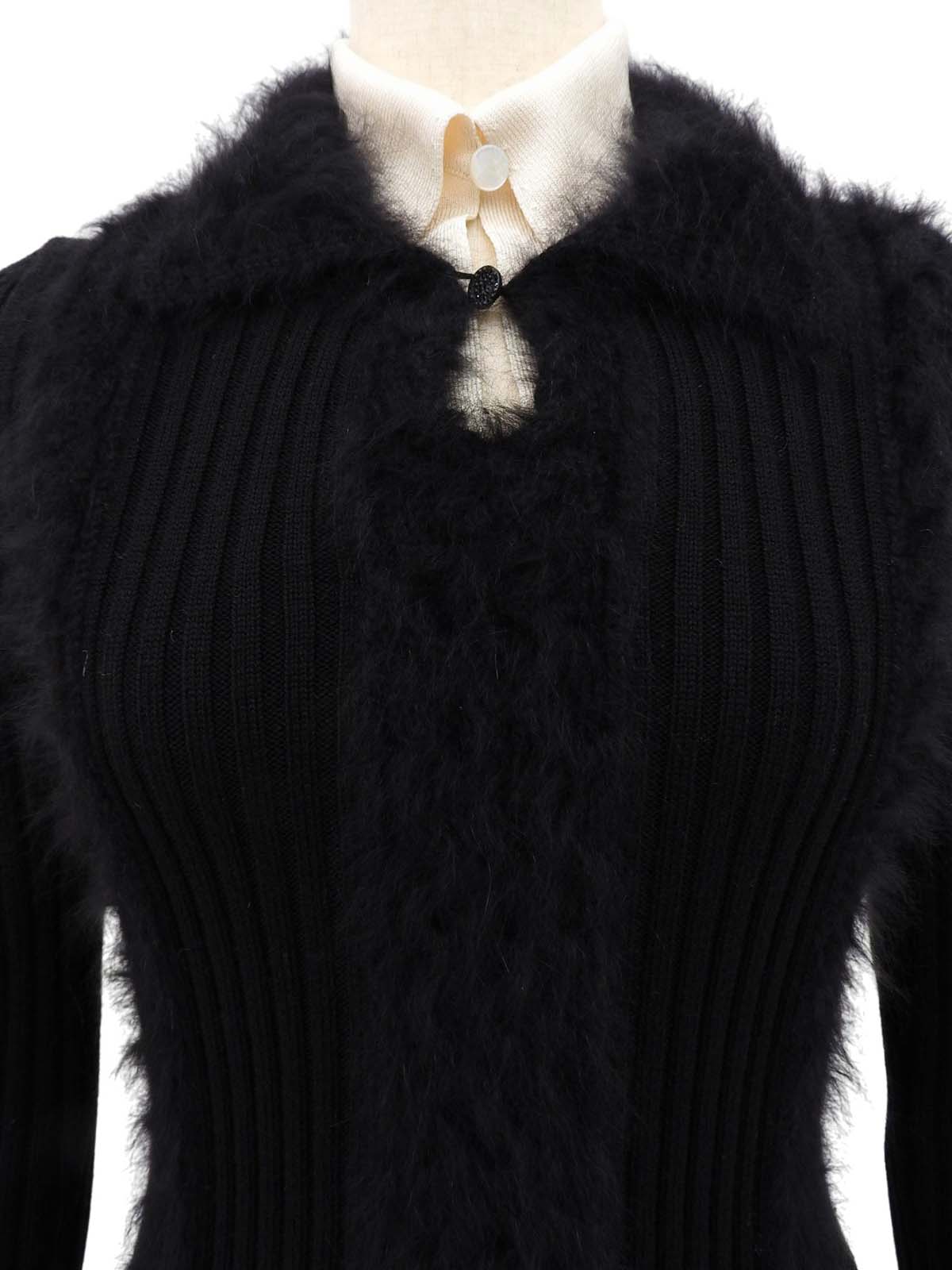 モヘアロゴボタンデザインリブニットトップス ブラック/ベージュ