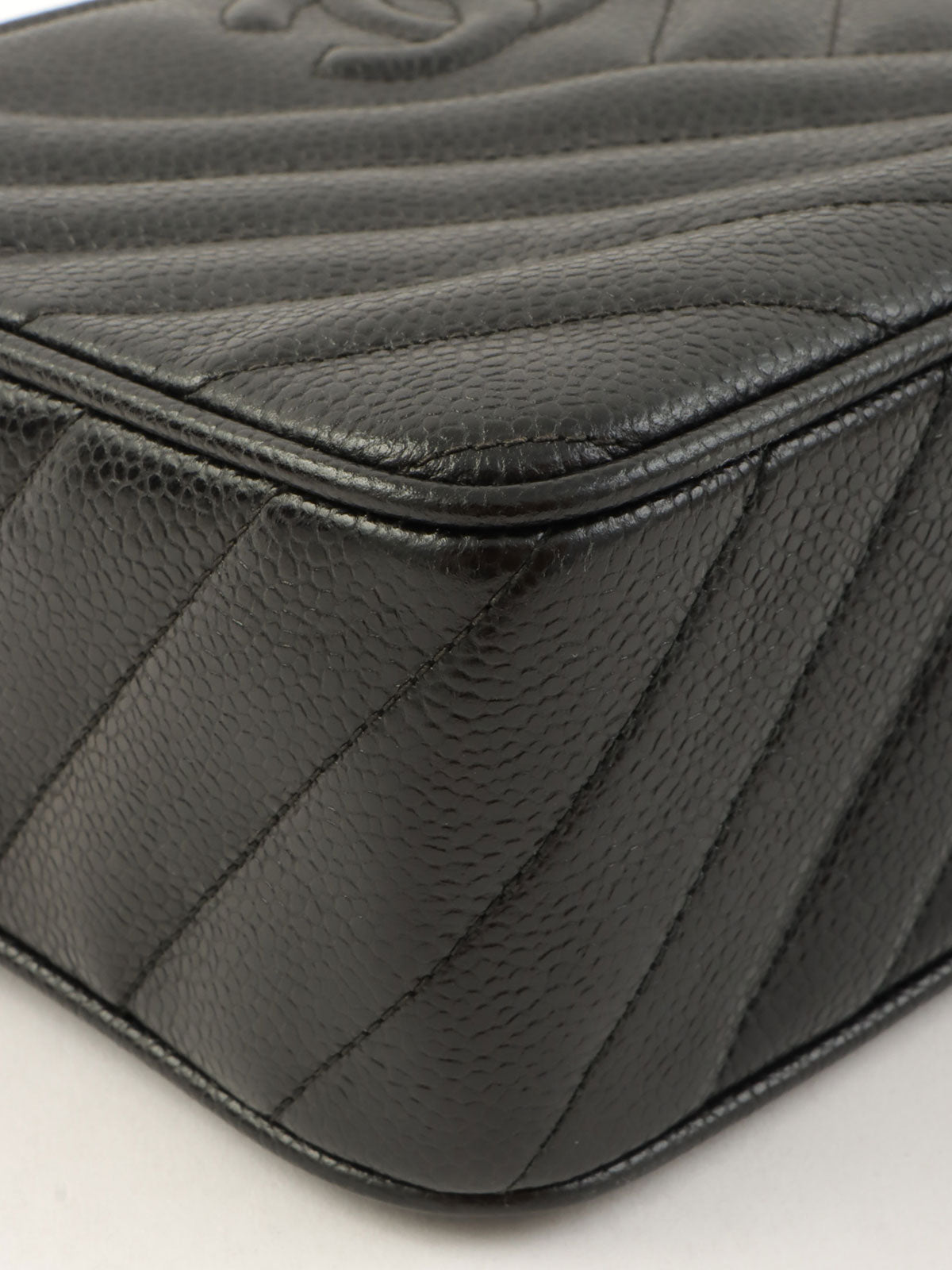 1992年頃製 キャビアスキンバイアスステッチビジューチェーンバッグ ブラック