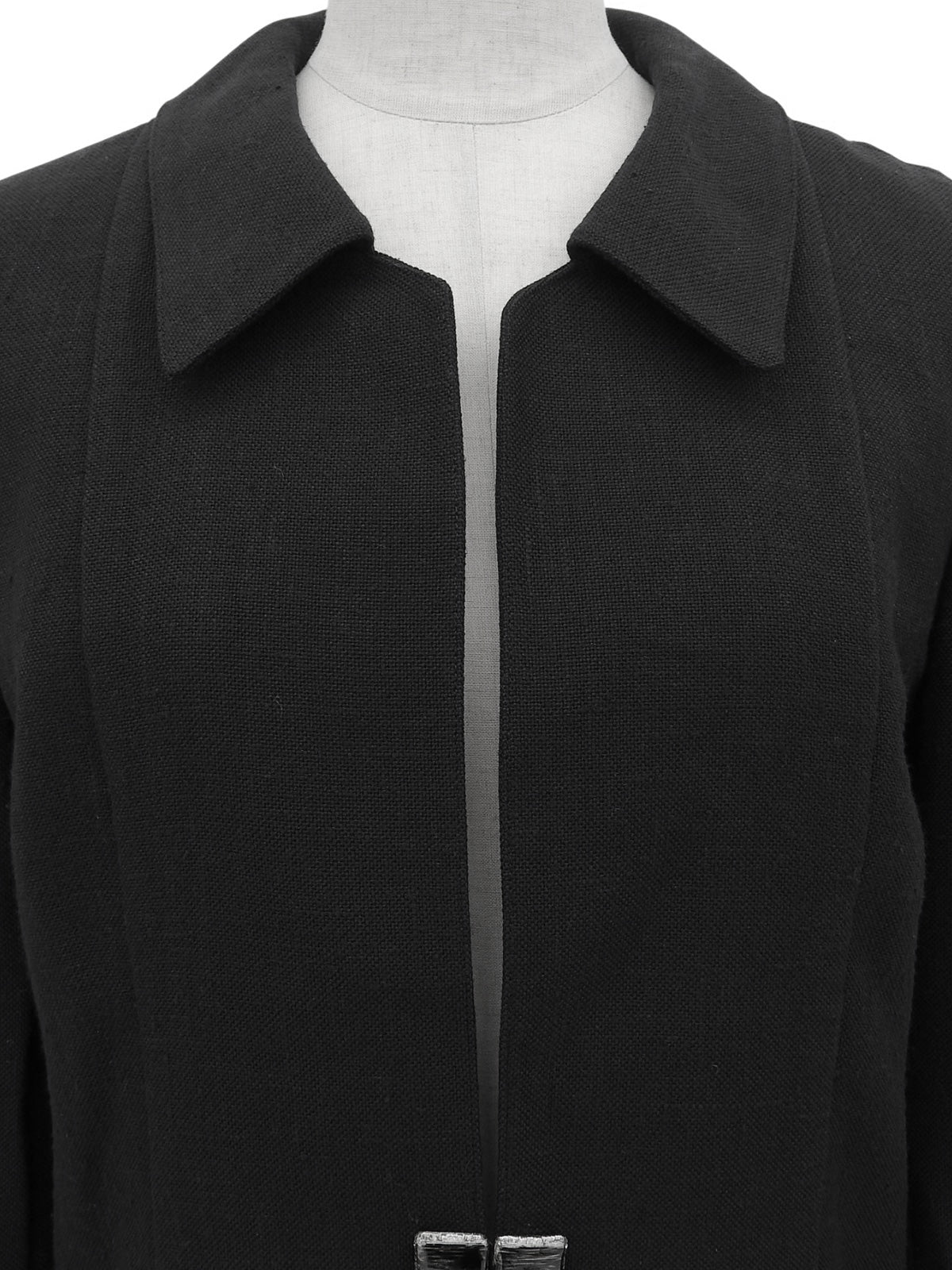 Square Hook Pleated Sleeve Jacket in Black