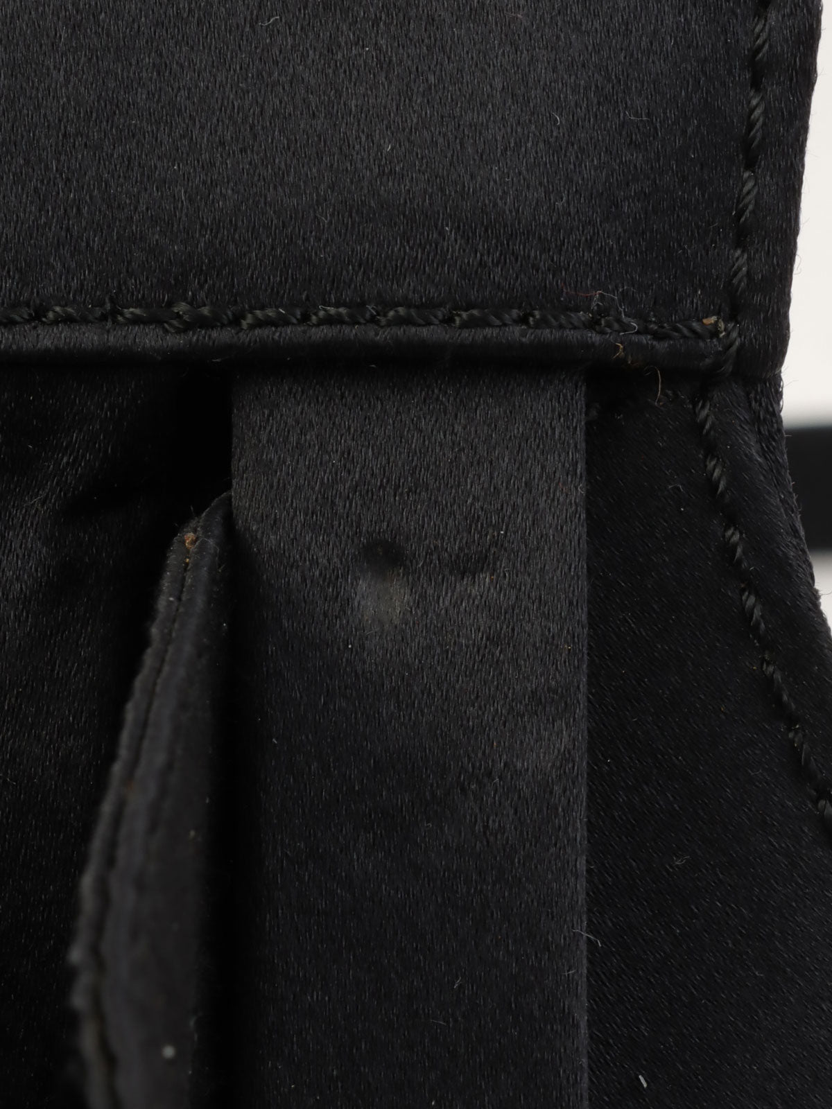 2000年頃製 シルクサテンCCマークプレートショルダーバッグ ブラック