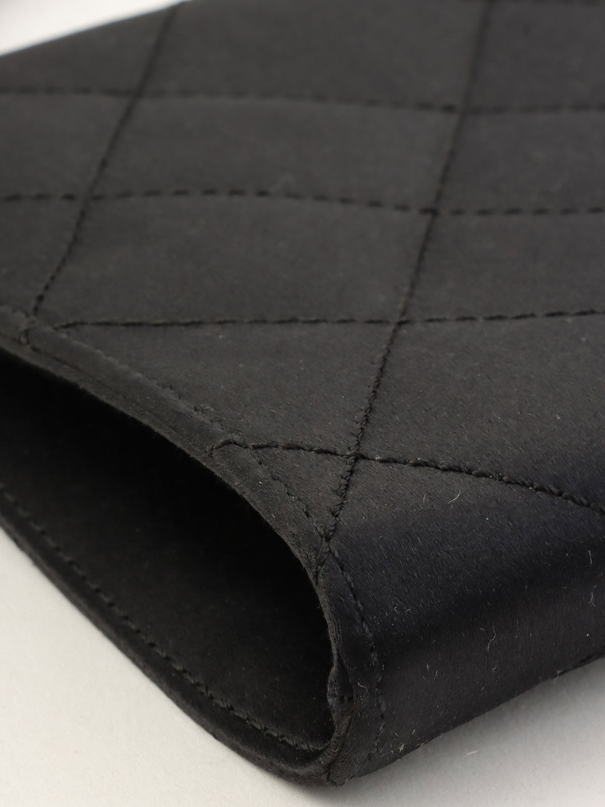 2000年頃製 シルクサテンCCマークプレートショルダーバッグ ブラック