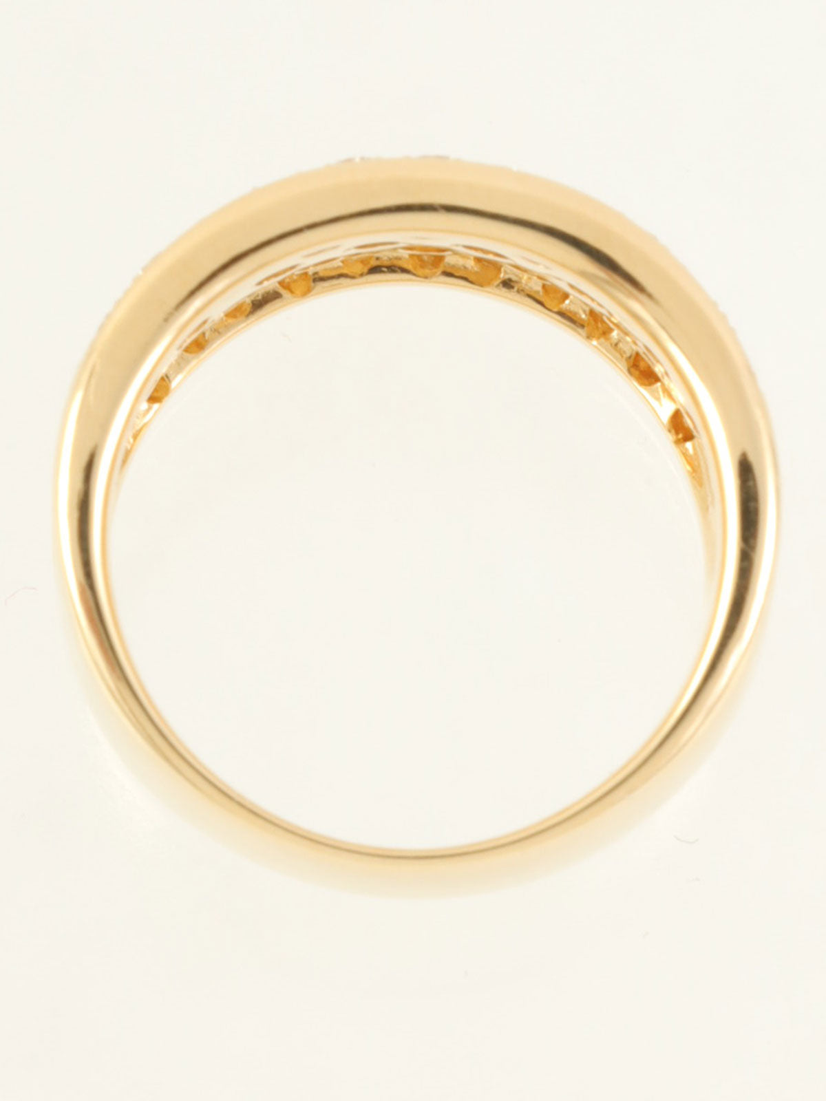 18K Gold Diamond Design Ring