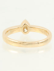 18K Gold Diamond Ring