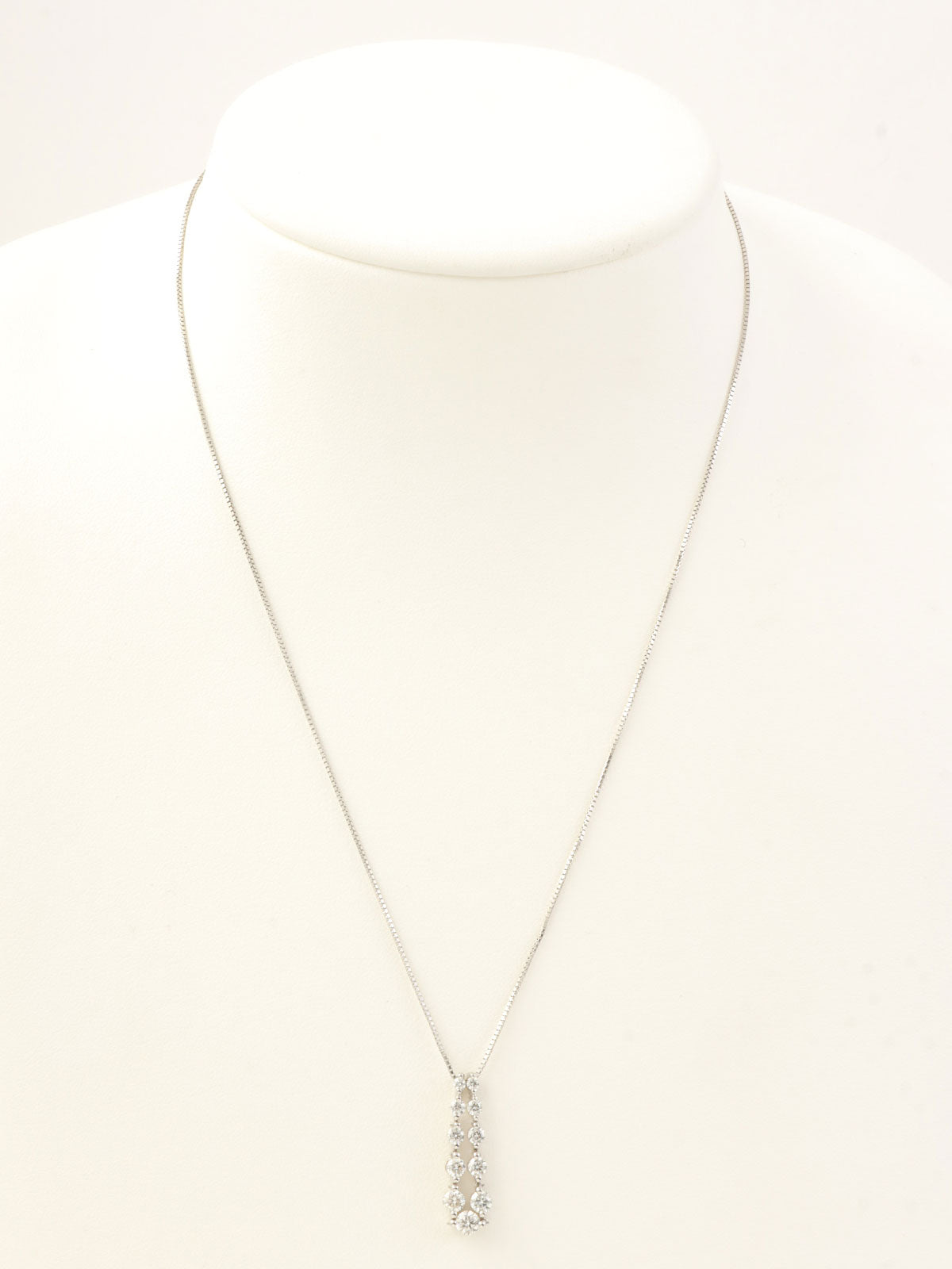 18Kダイヤモンドネックレス シルバー