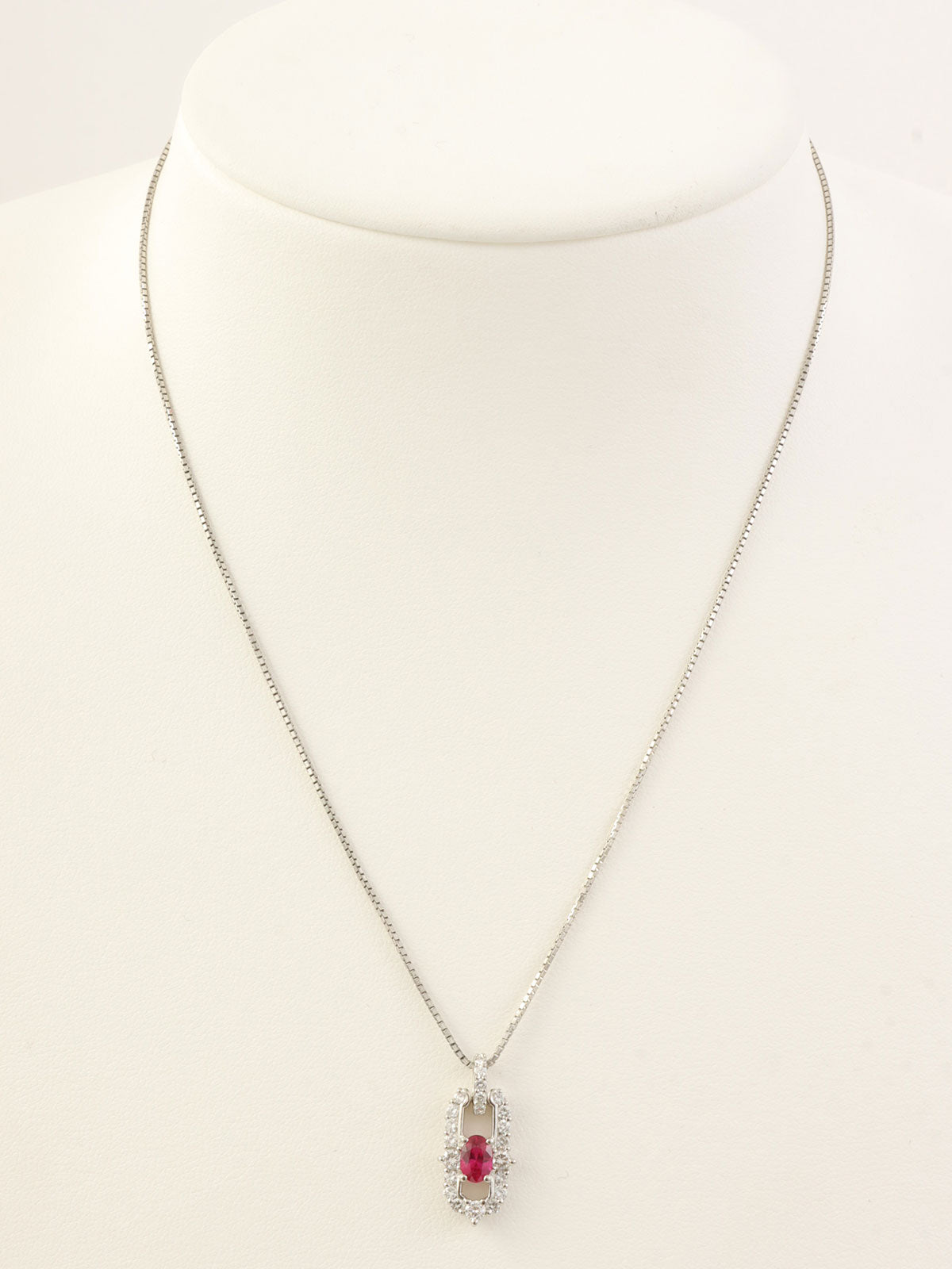 プラチナルビーダイヤモンドデザインネックレス シルバー/チェリーレッド