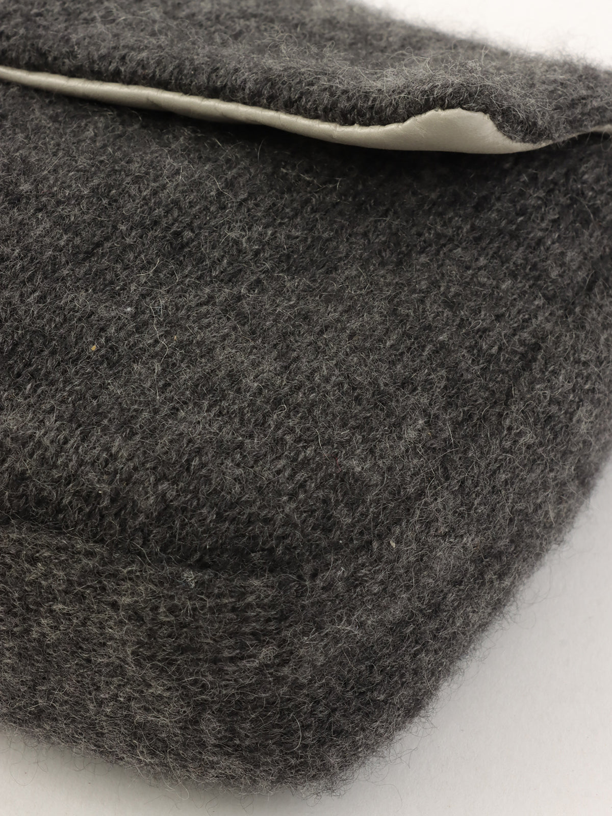 Knitted Rhinestone Python Detail Mamma Baguette Grey