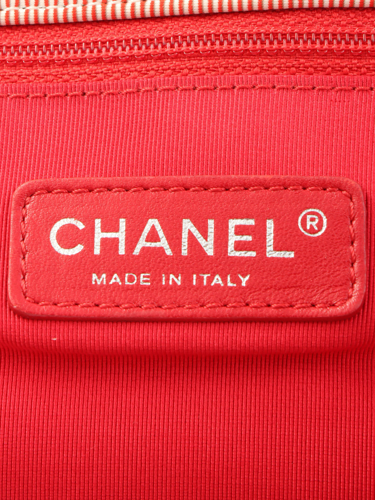 2009年頃製 バブルキルトCCマークプレートチェーンショルダーバッグ レッド/ホワイト