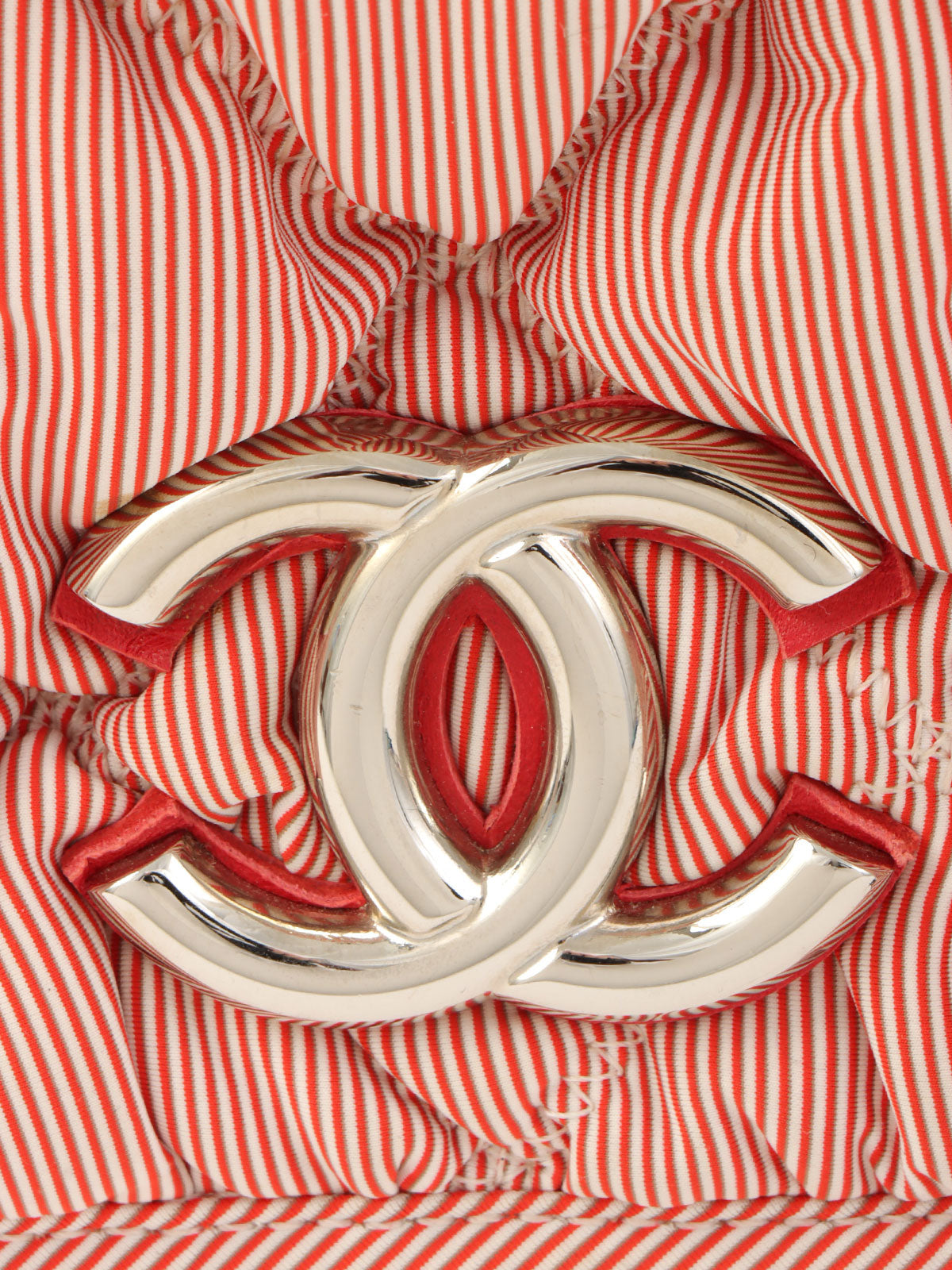 2009年頃製 バブルキルトCCマークプレートチェーンショルダーバッグ レッド/ホワイト