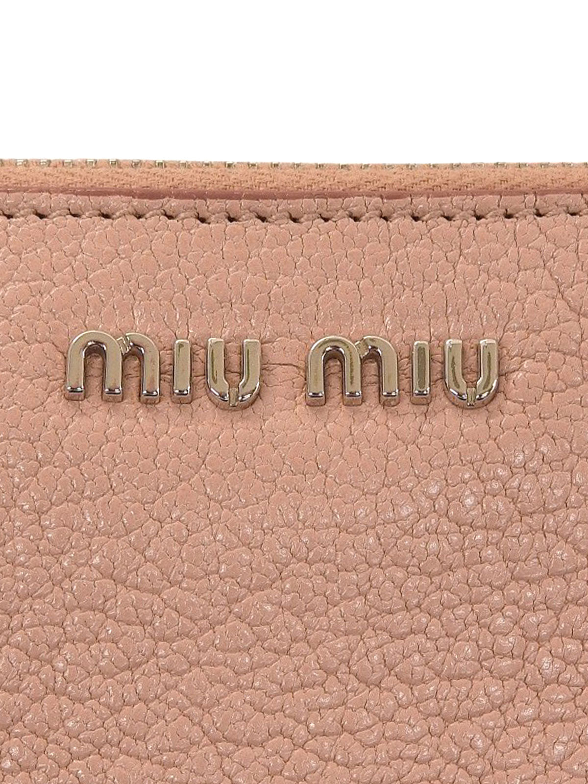 粉色Logo铭牌链条单肩包