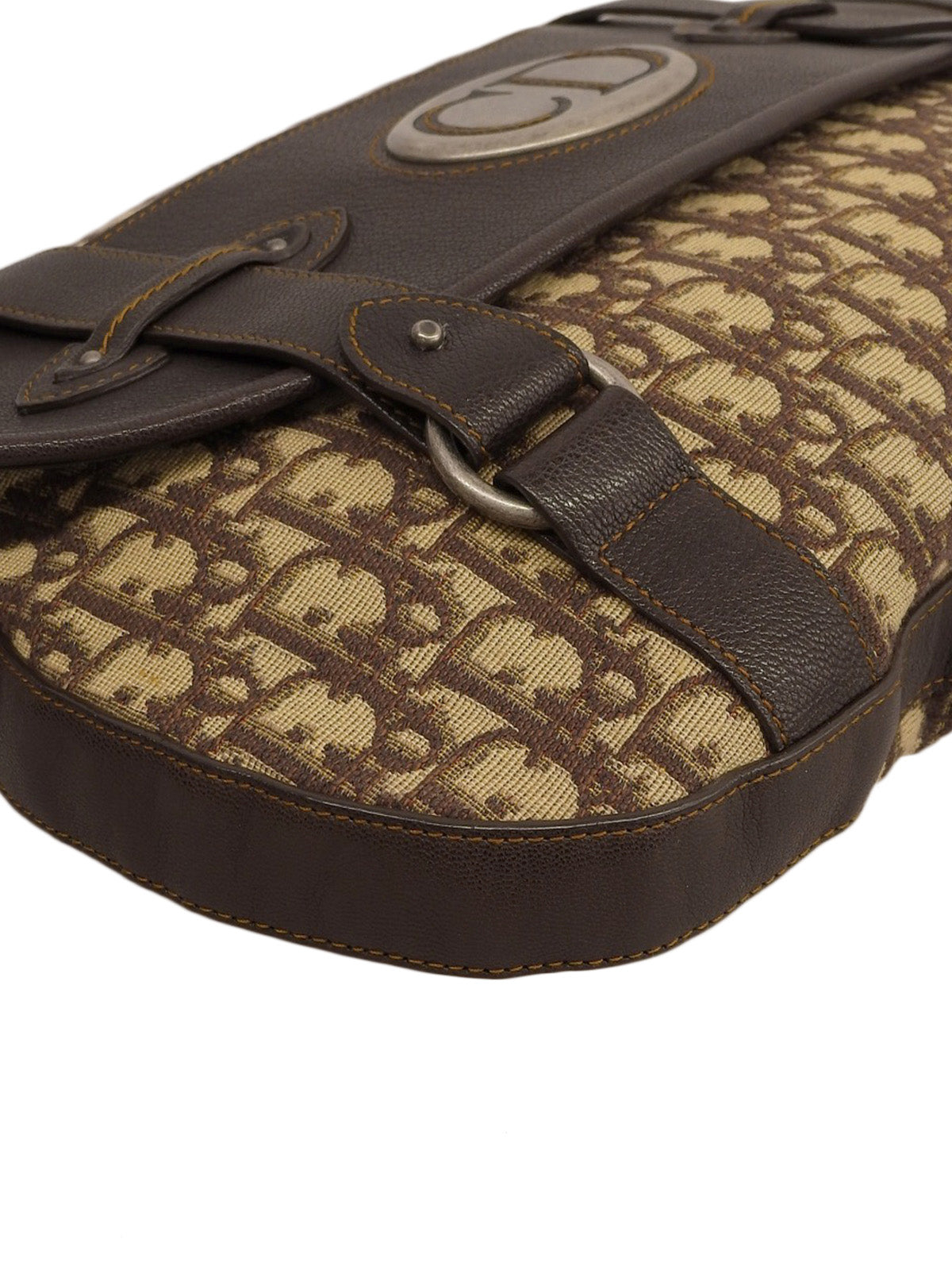 トロッターパターンロゴプレートショルダーバッグブラウン