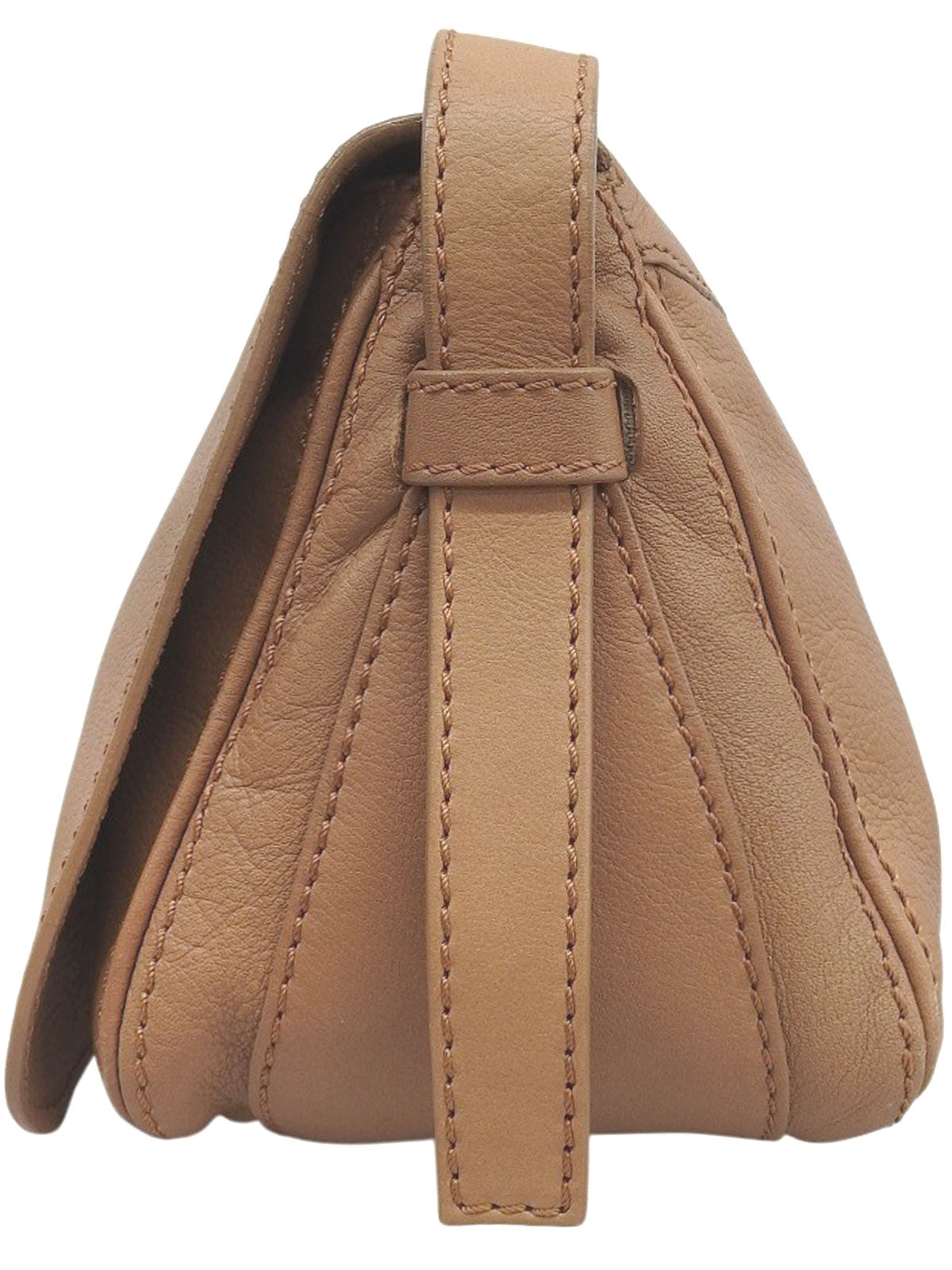 マカダムスタッズショルダーバッグ ベージュ