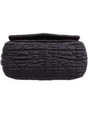 黑色藤格纹链条单肩包