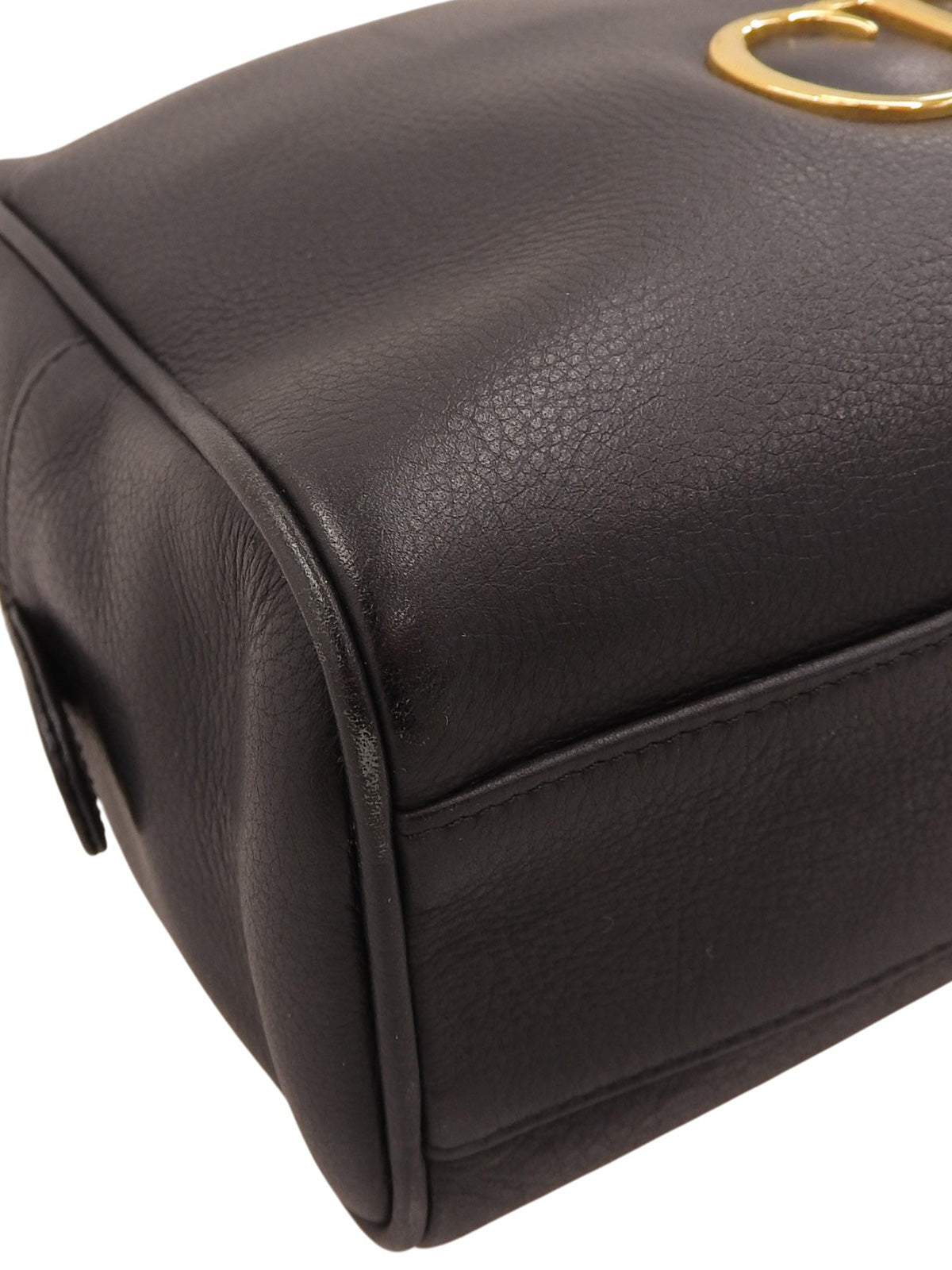 ロゴプレートハンドバッグ ブラック