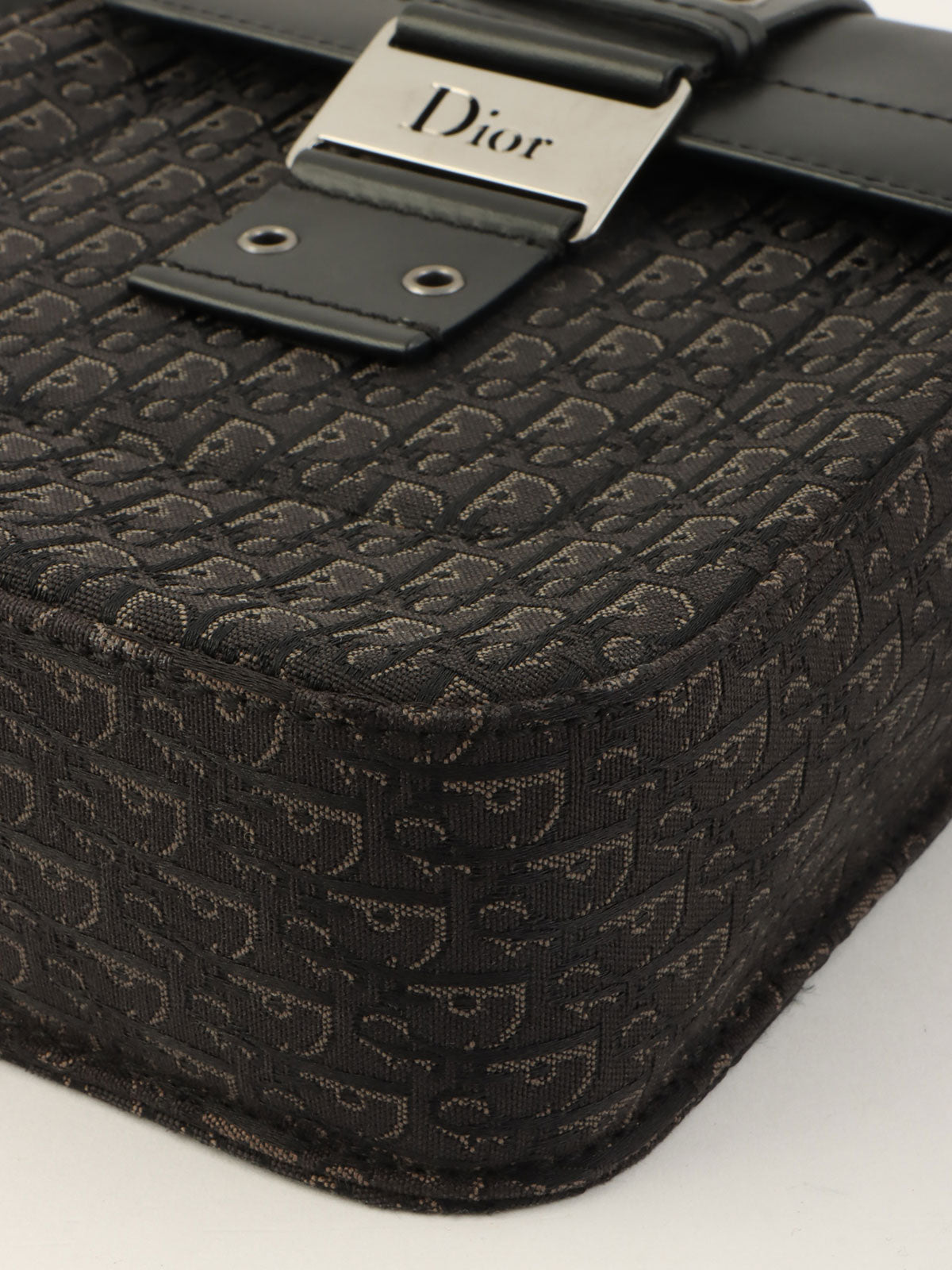 トロッターパターンショルダーバッグ ブラック