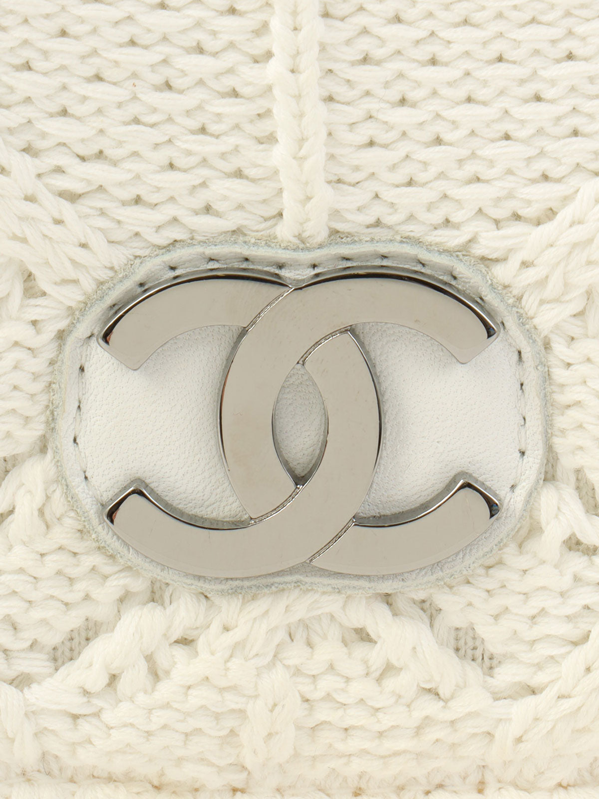 2004年针织蕾丝CC标志牌链条单肩包 白色