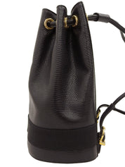 リザードエンボスヴァラプレート巾着ショルダーバッグ ブラック