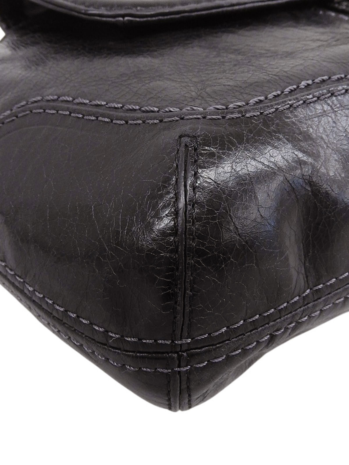 ロゴチャーム2wayバッグ ブラック