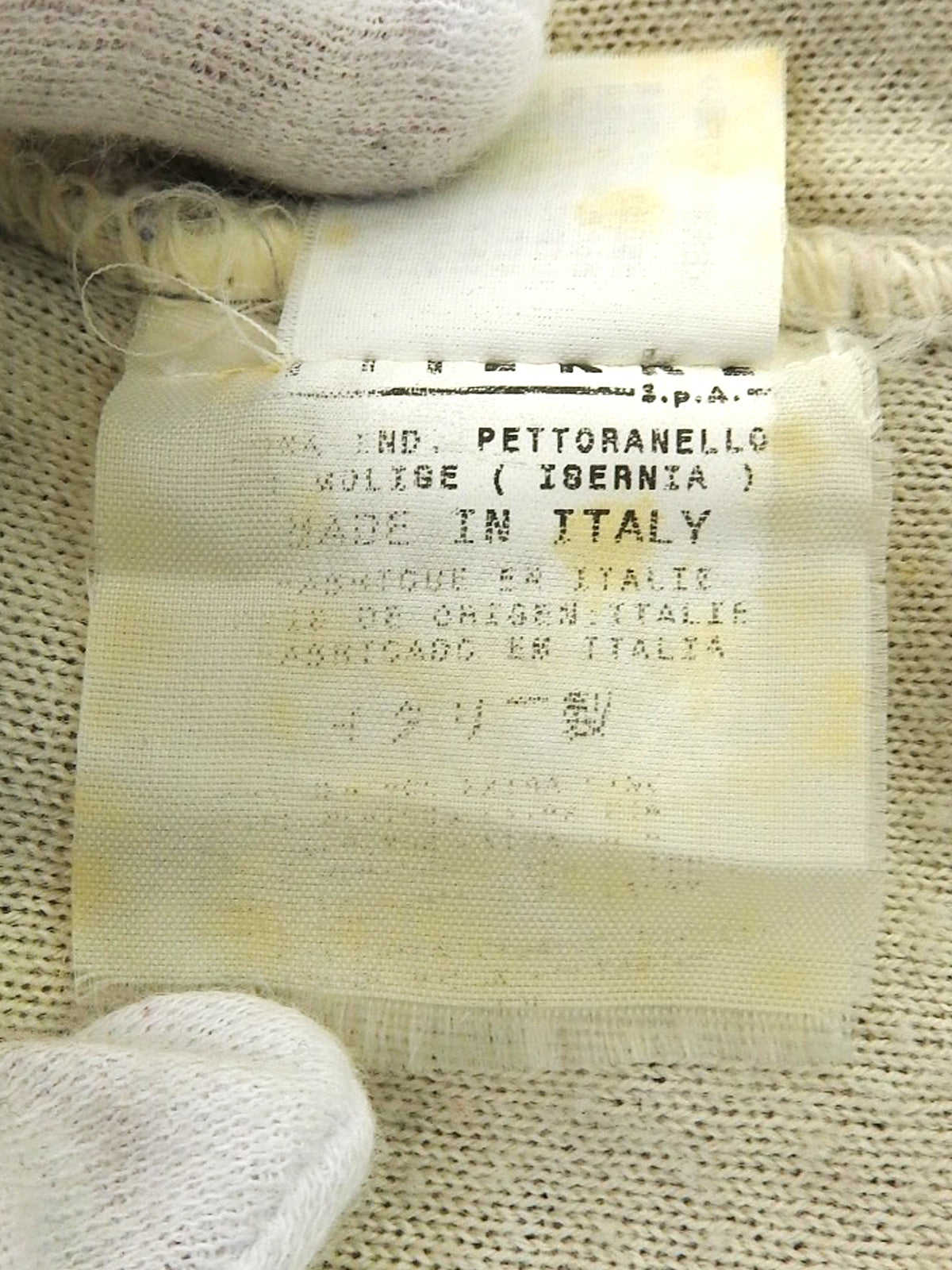 メデューサステッチノースリーブタートルニット　グレージュ