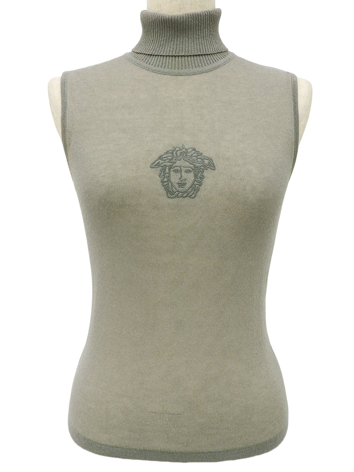 メデューサステッチノースリーブタートルニット グレージュ