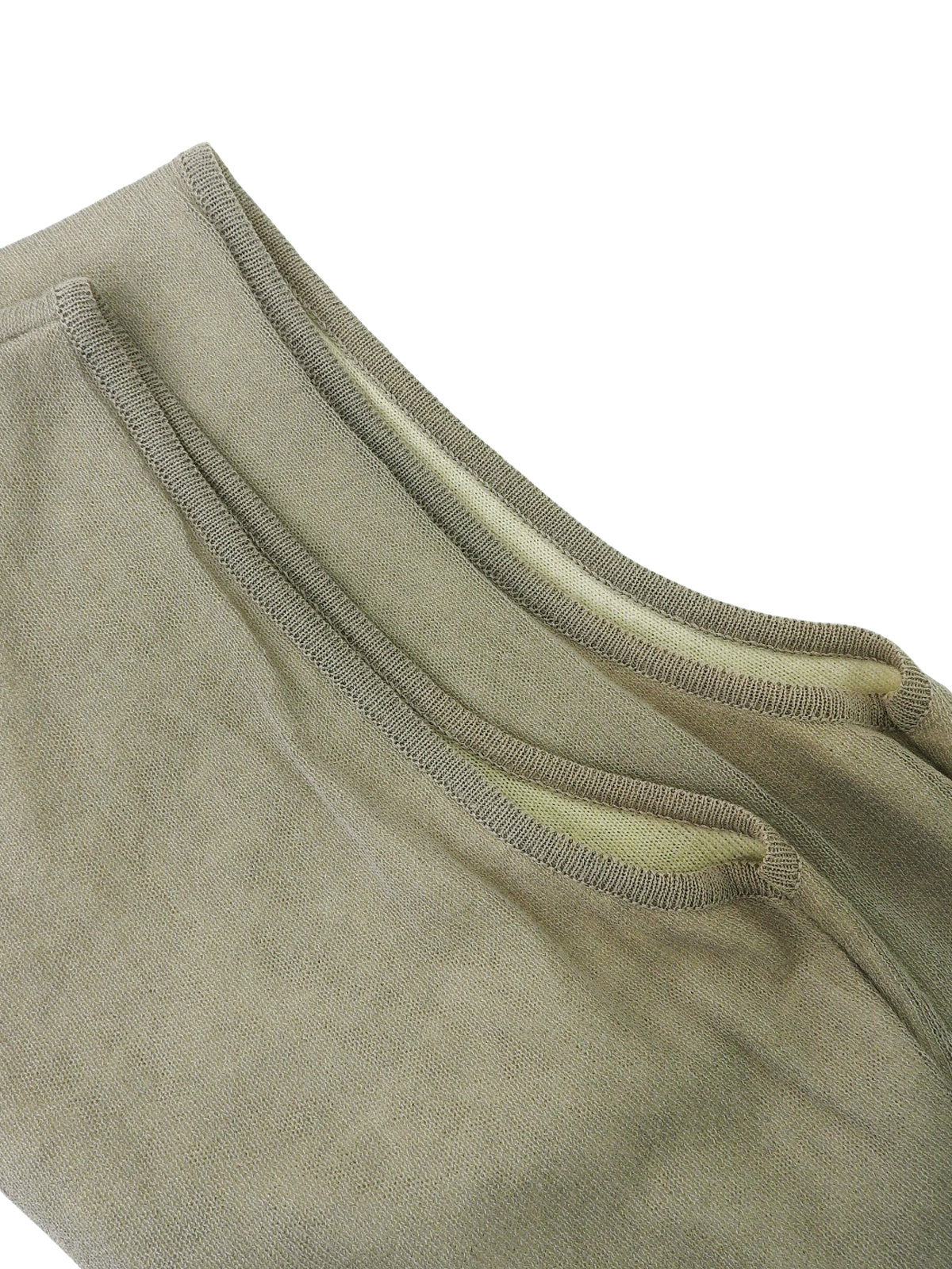 メデューサステッチノースリーブタートルニット　グレージュ