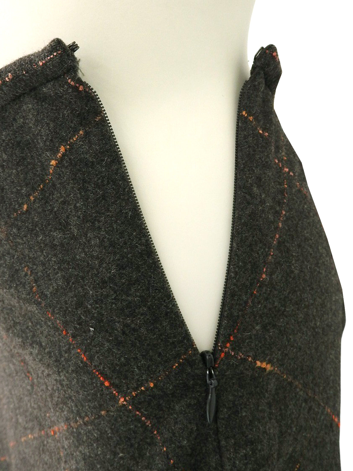 ウールチェックパターンスカート チャコール