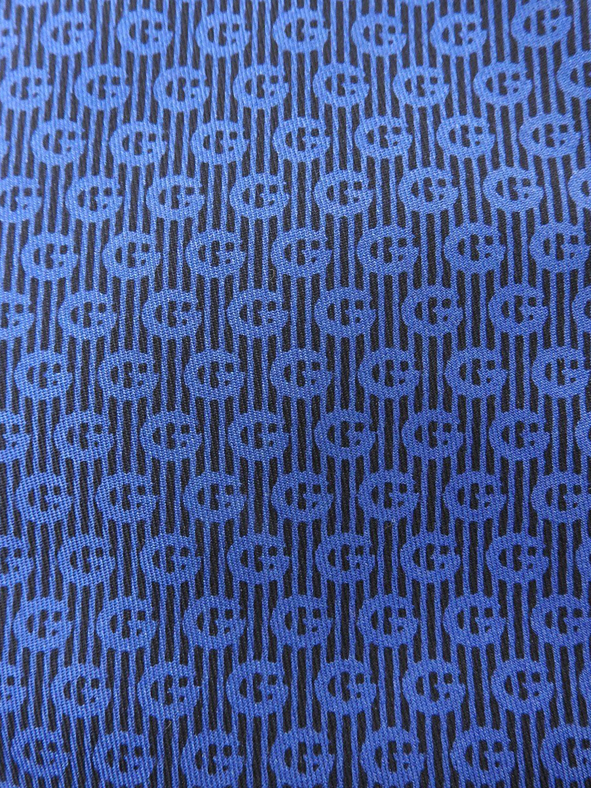 GG pattern tie in blue