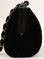 1997 velour clasp chain shoulder bag in black