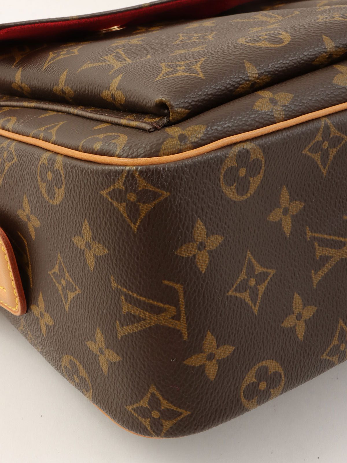 2003 Viva Cite GM Brown