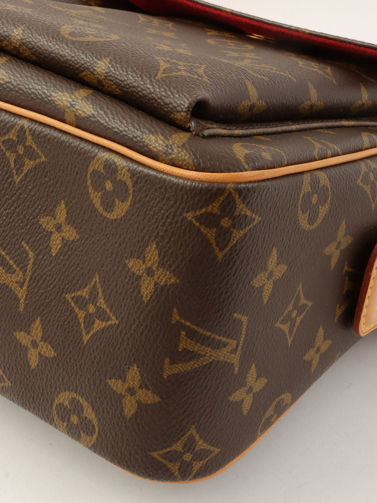 2003 Viva Cite GM Brown