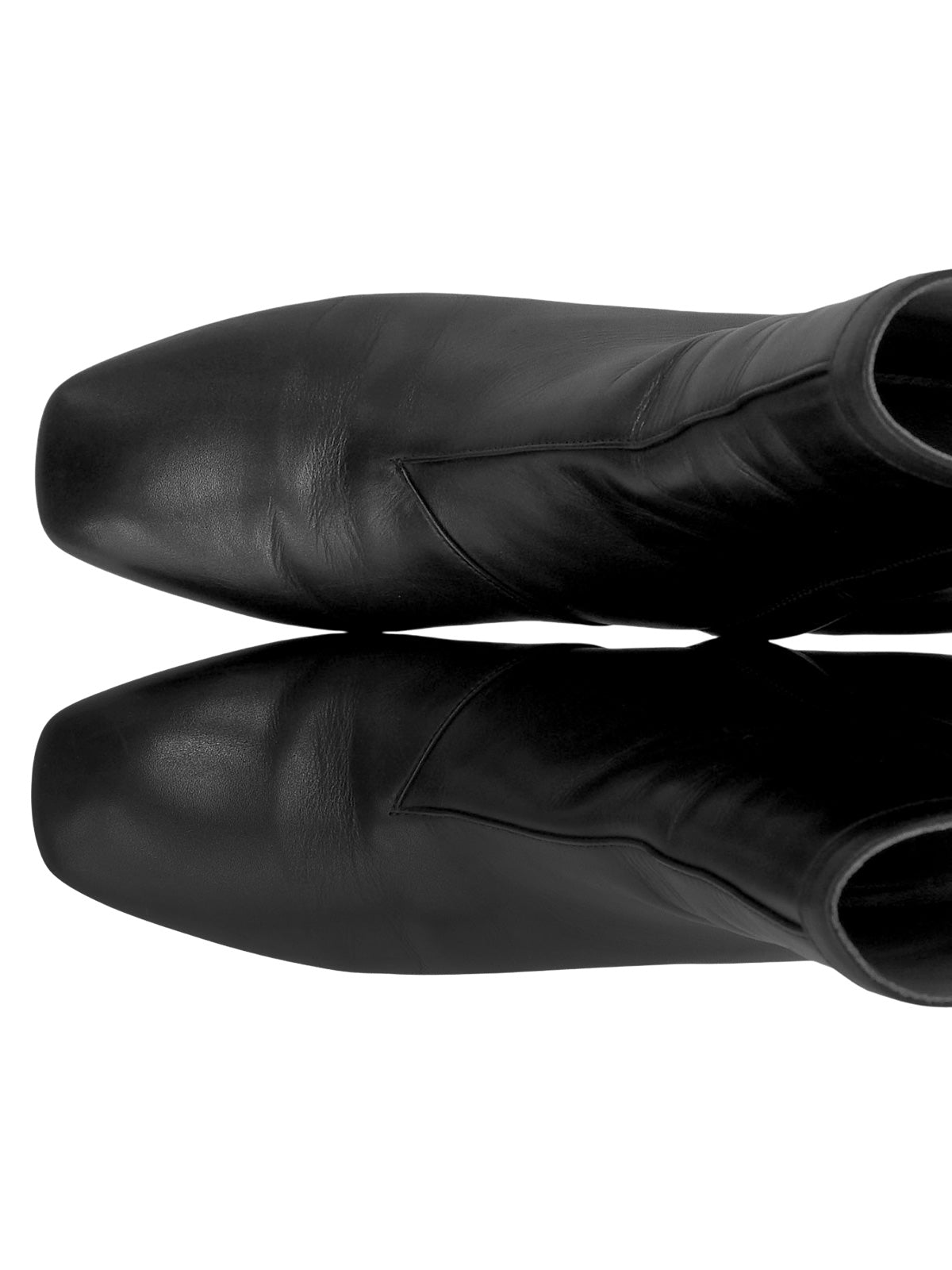 コリエドシアンスクエアトゥショートブーツ ブラック