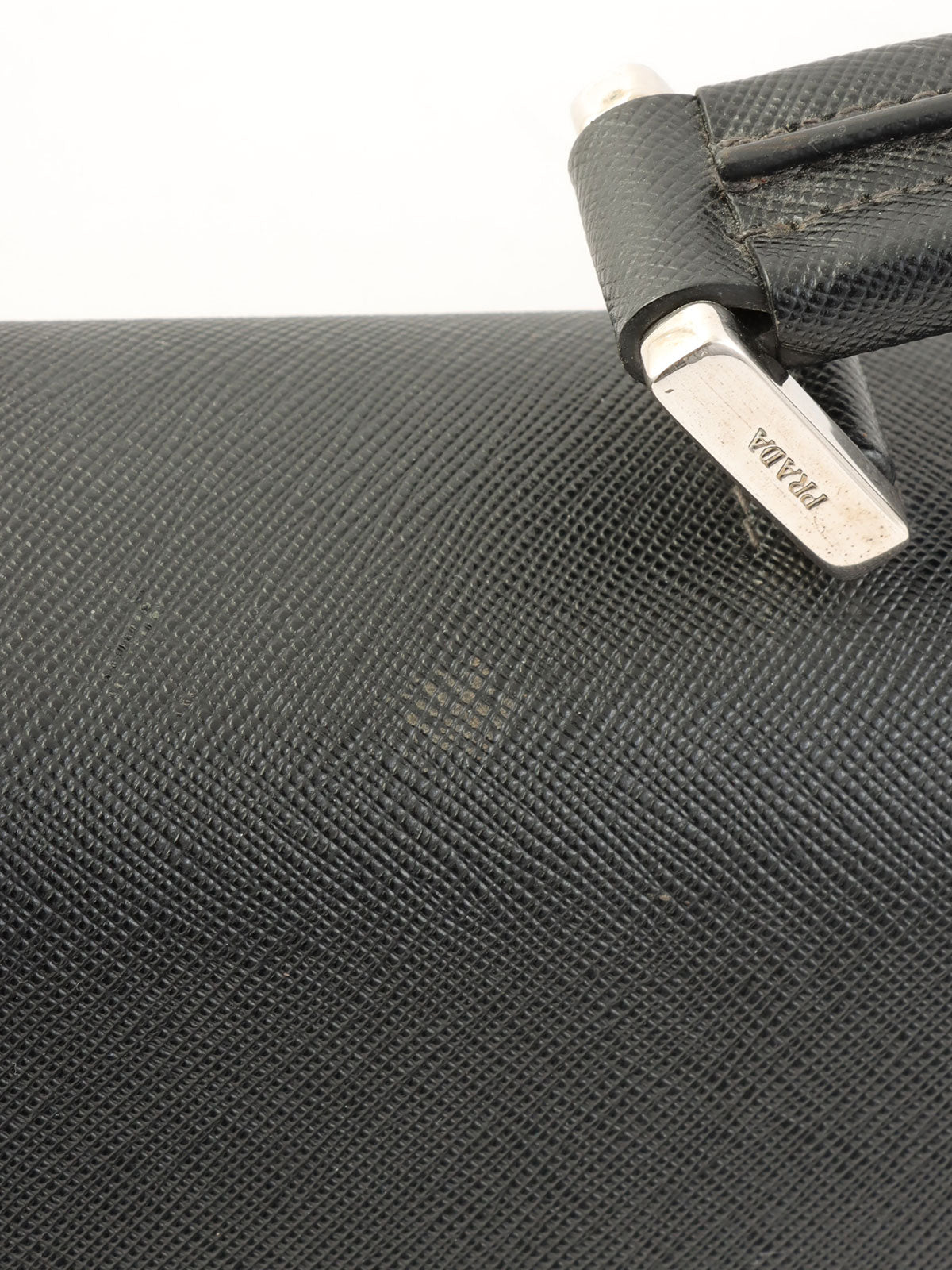 サフィアーノロゴプレートビジネスバッグ ブラック