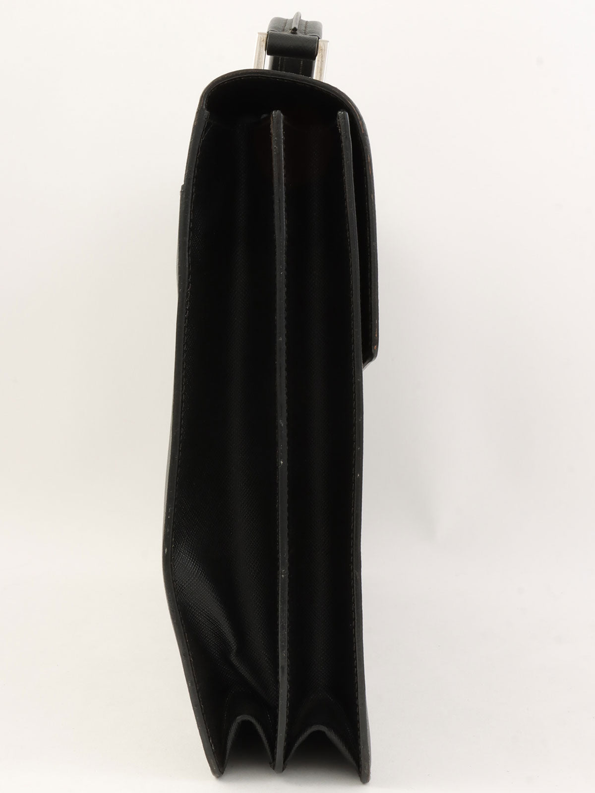 サフィアーノロゴプレートビジネスバッグ ブラック