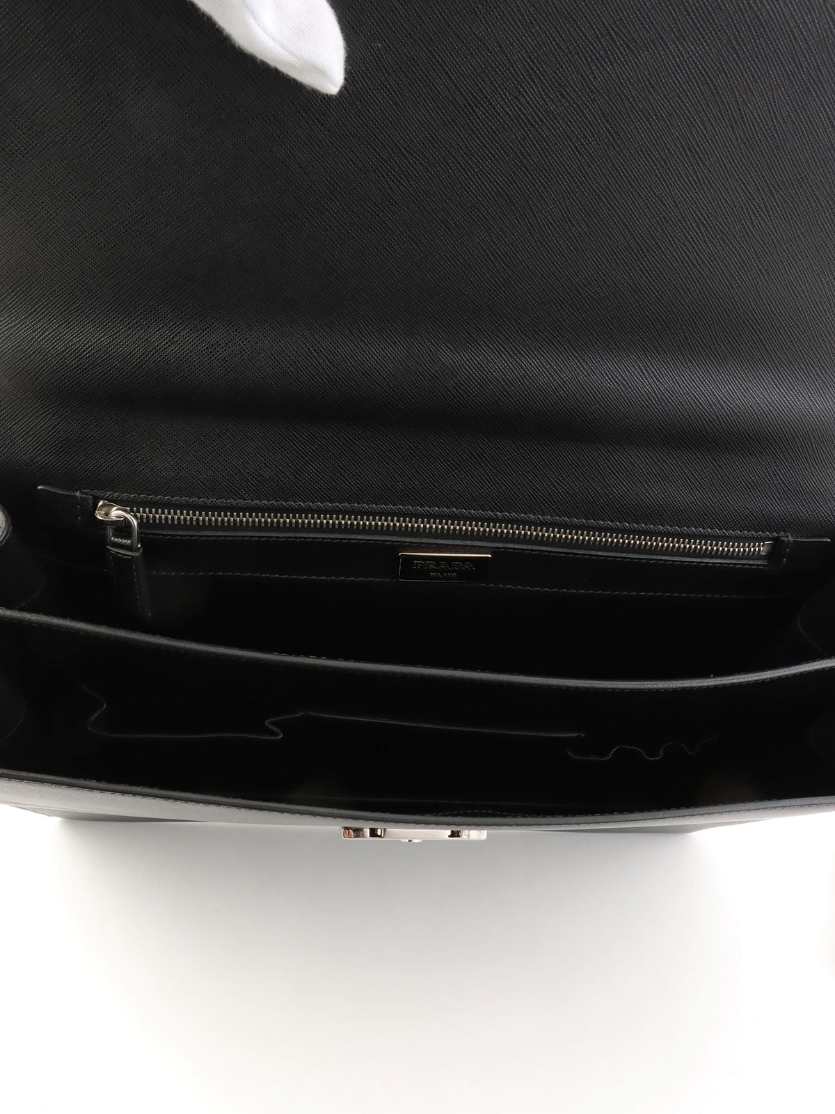 サフィアーノロゴプレートビジネスバッグ ブラック