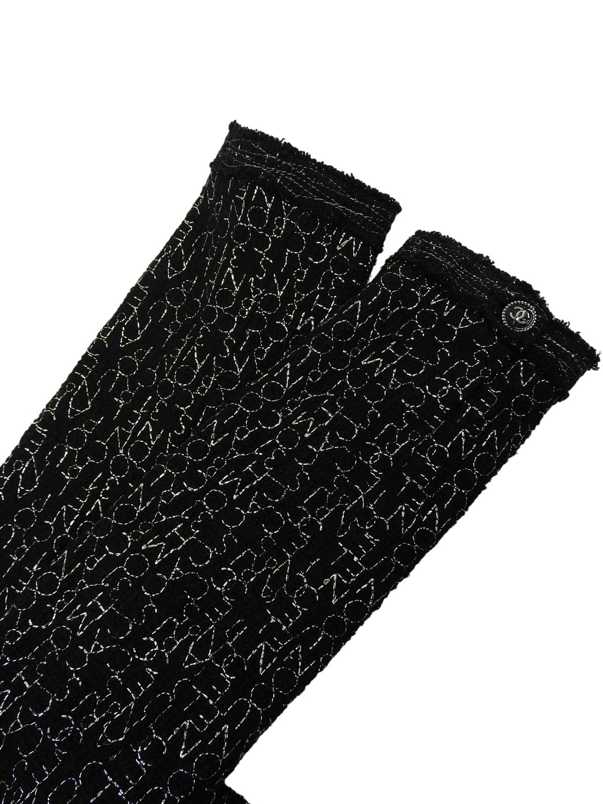 2007 Tweed Logo Embroidered Pattern CC Mark Button Jacket in Black