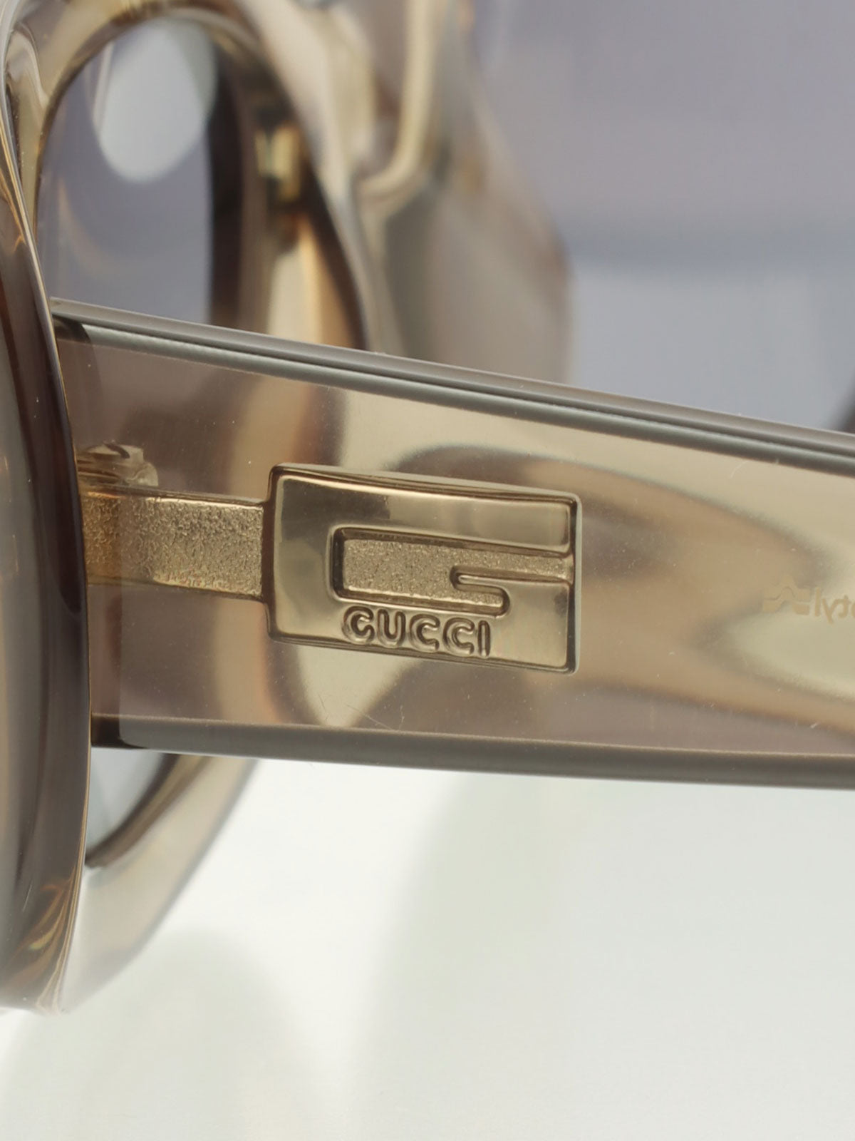 侧面Logo铭牌太阳镜 卡其色