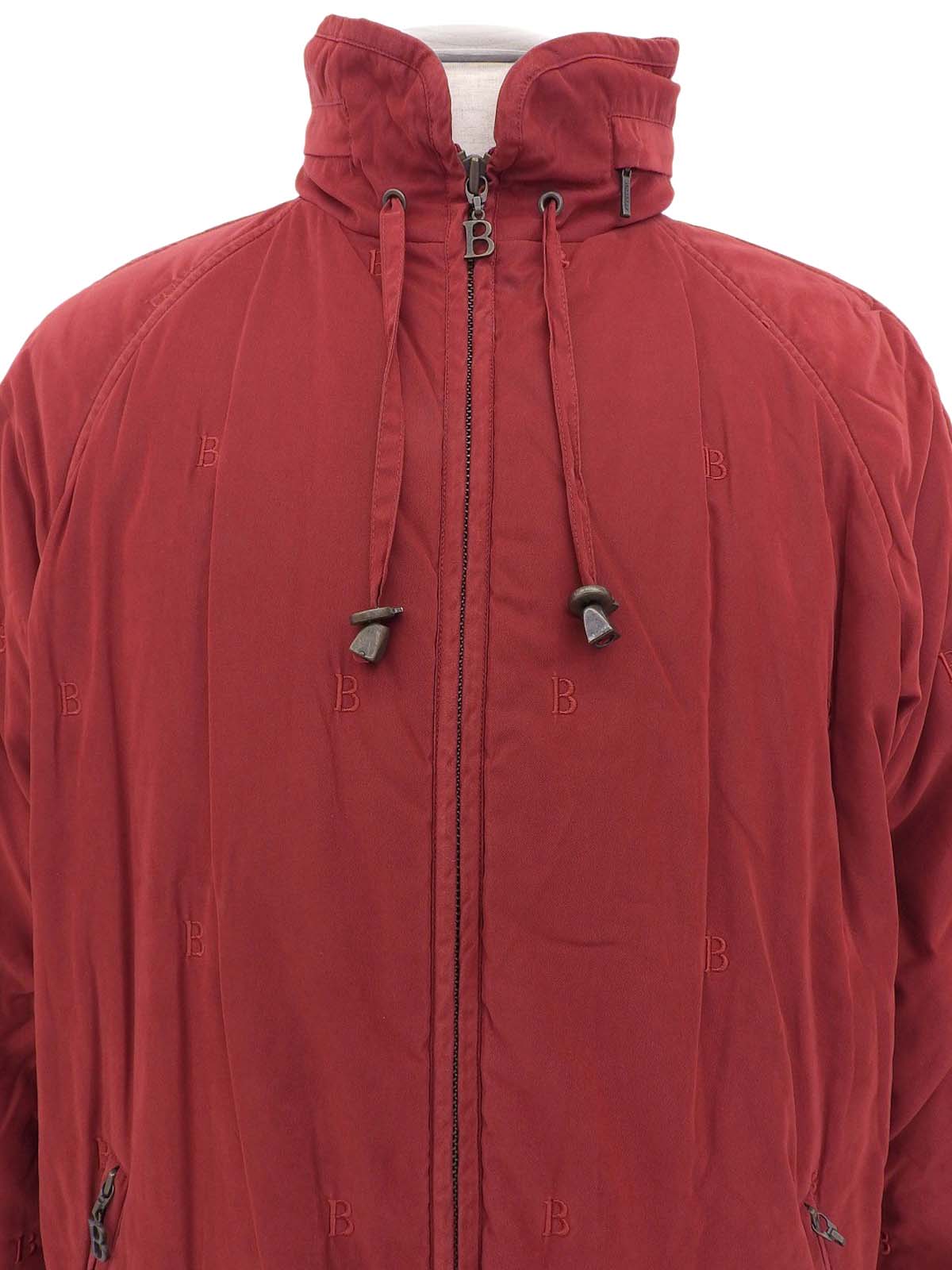 Bロゴ刺繍ジップアップロングコート ボルドー