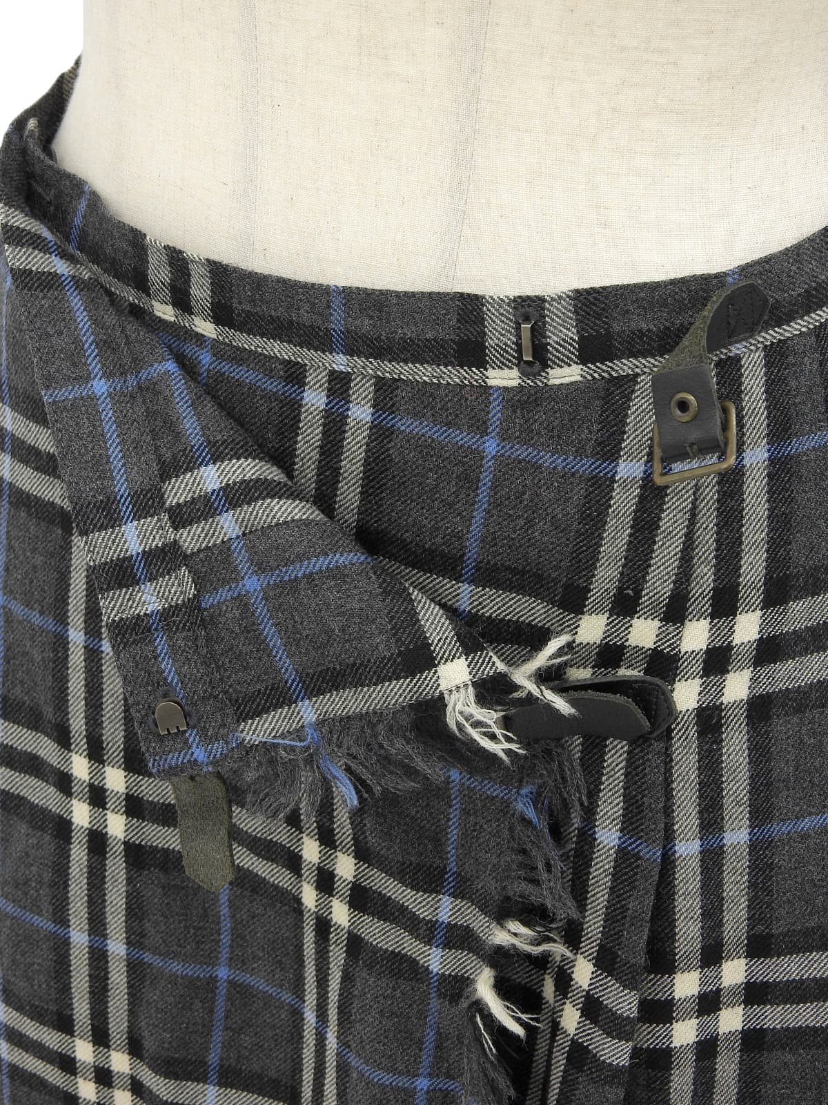 Wool Nova Check Pattern Pleated Skirt in Gray/Blue/Multi