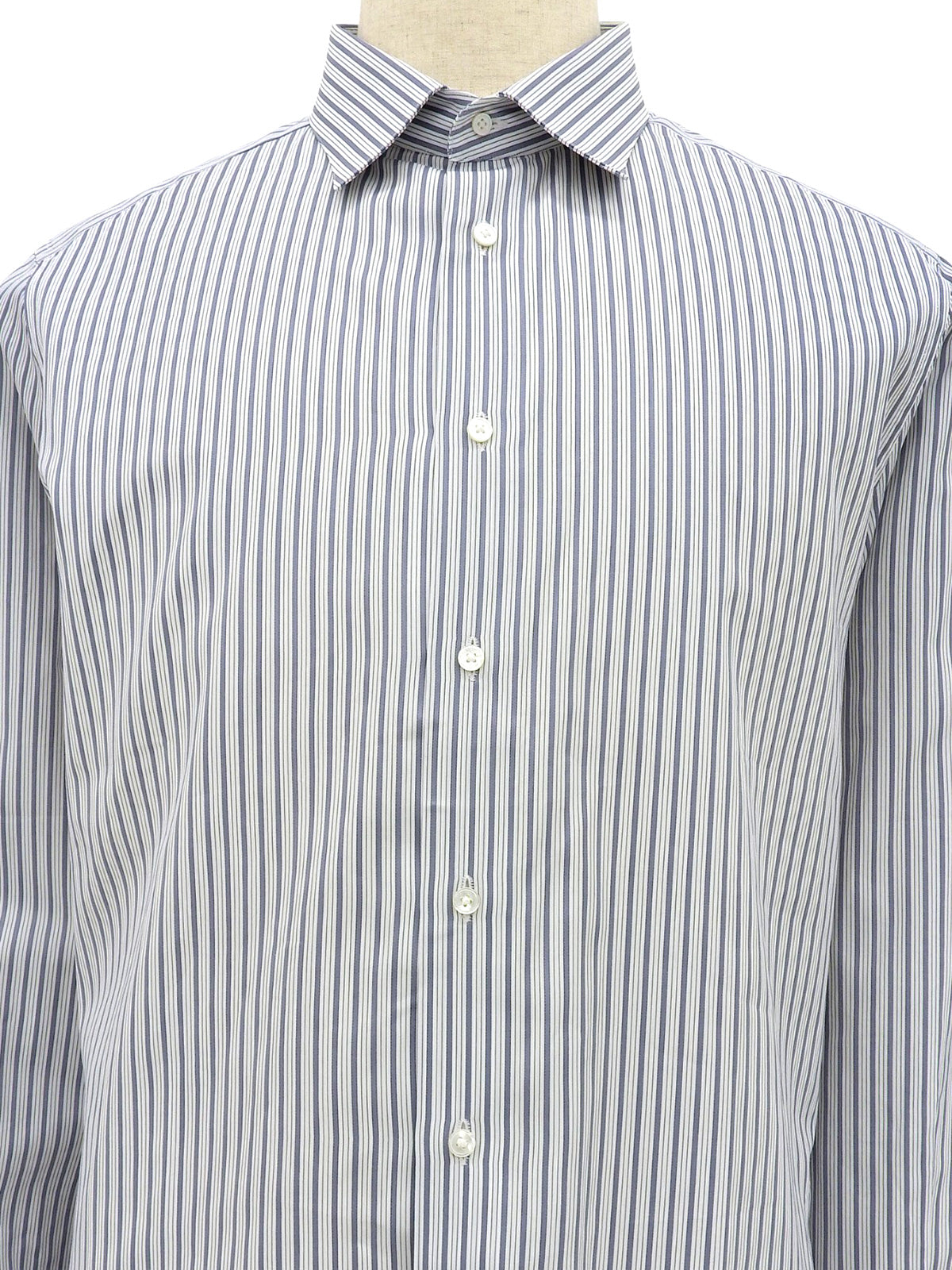 ストライプパターンロゴボタンシャツ ホワイト/ブルー