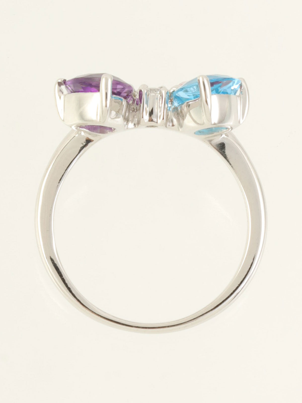 18K钻石蓝宝石设计戒指，银色/多色