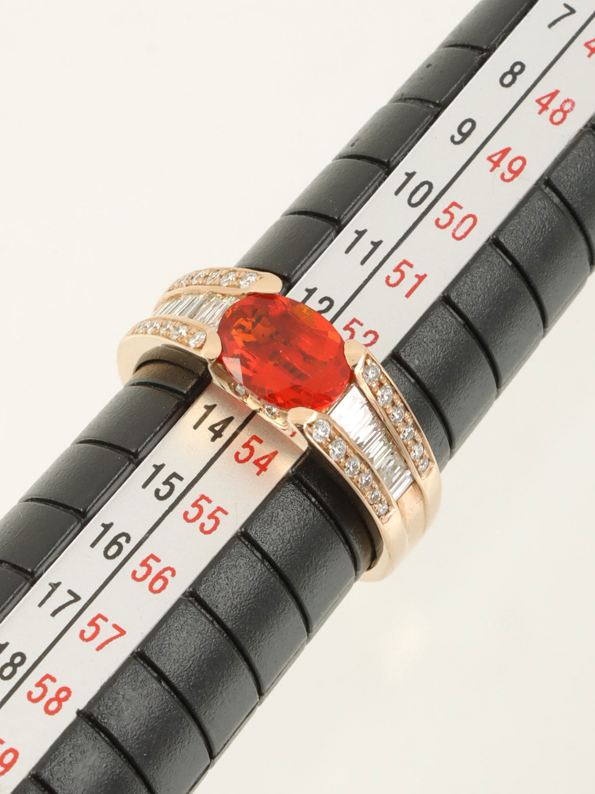 18K 玫瑰金/红色火欧泊钻石戒指