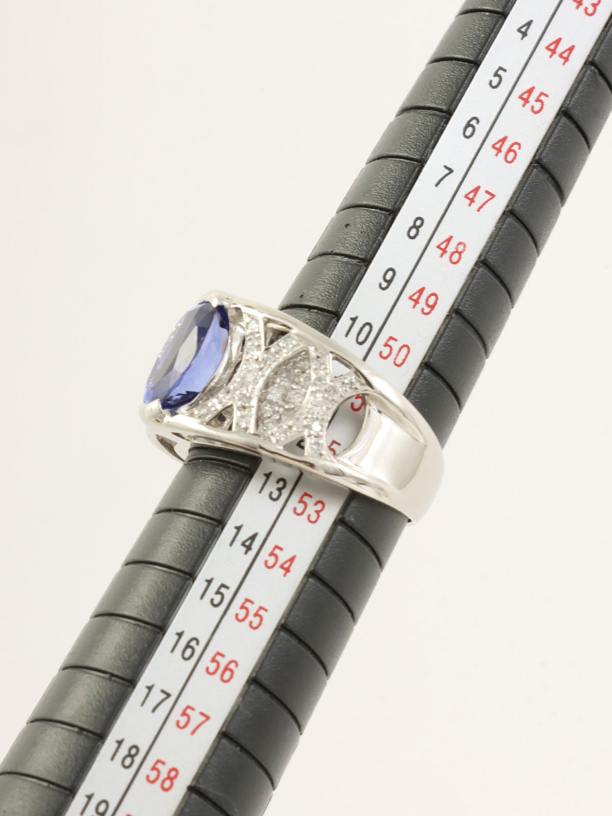 铂金坦桑石钻石设计戒指，银色/蓝色