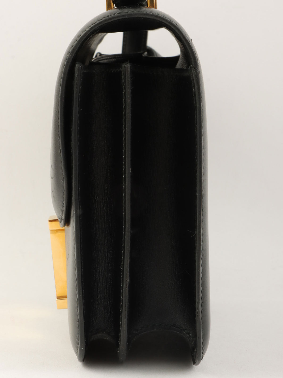 Constance 18 Black
